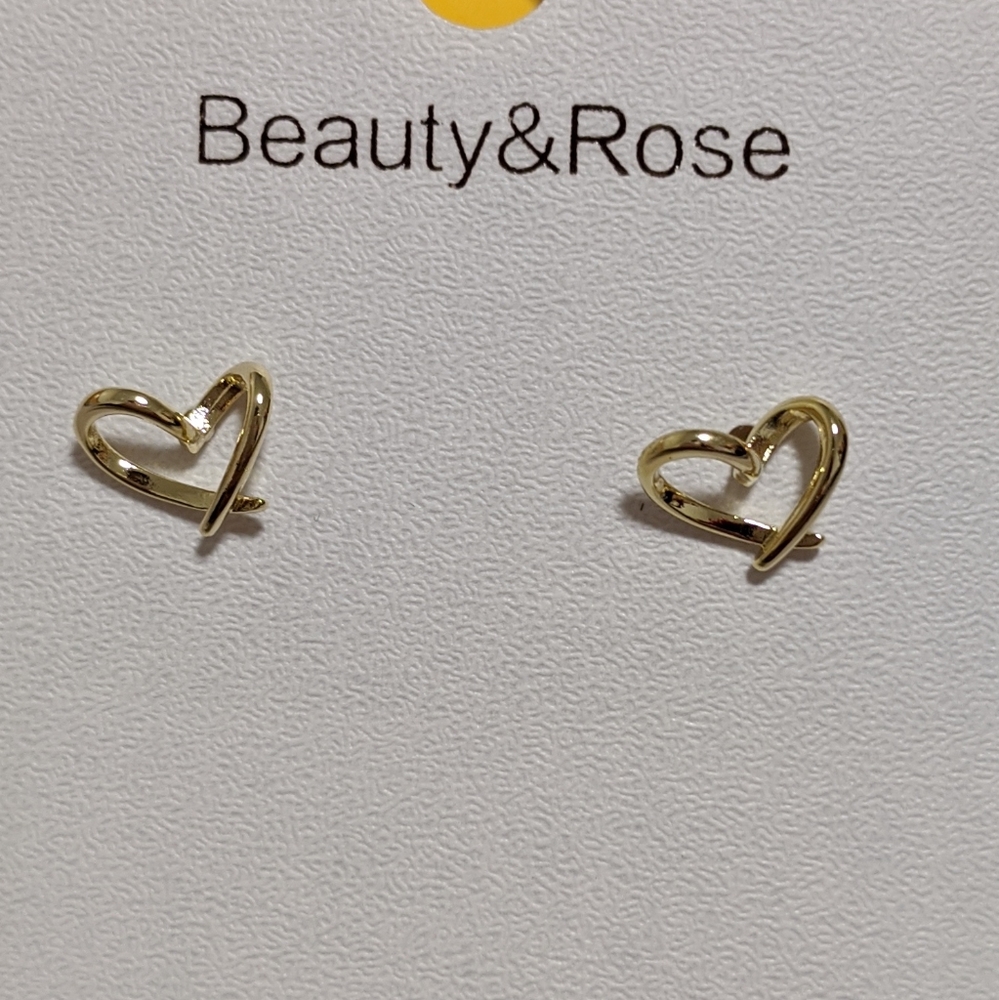 Gold heart earrings
